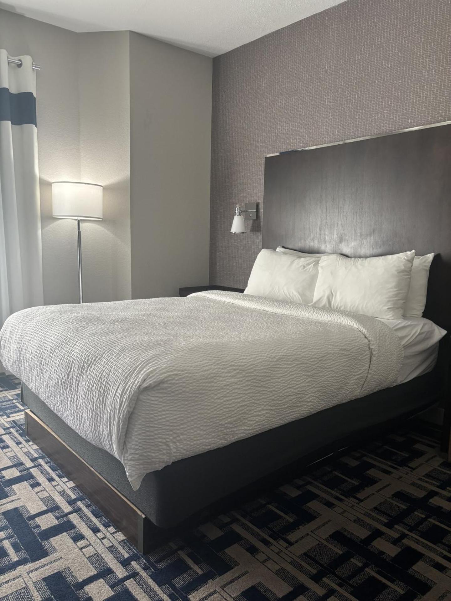Four Points By Sheraton Charlotte - Lake Norman Хантерсвилл Экстерьер фото